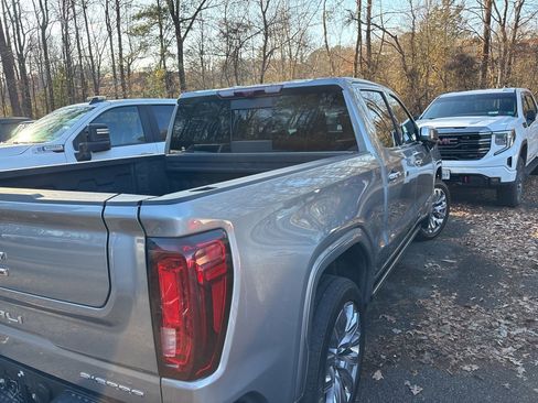 Used 2024 GMC Sierra 1500 Denali image 7
