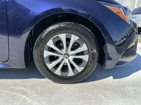 Used 2022 Toyota Corolla LE FWD image 13