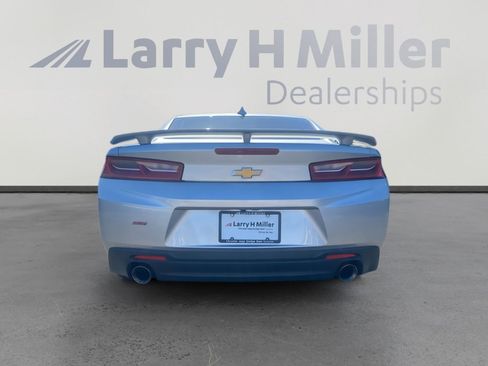 Used 2018 Chevrolet Camaro SS image 4