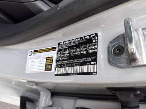 Certified 2025 Mercedes-Benz GLE 450 4MATIC image 38