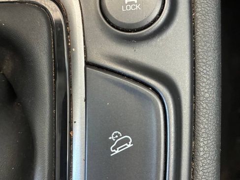 Used 2021 Hyundai Kona SE AWD/4WD image 33