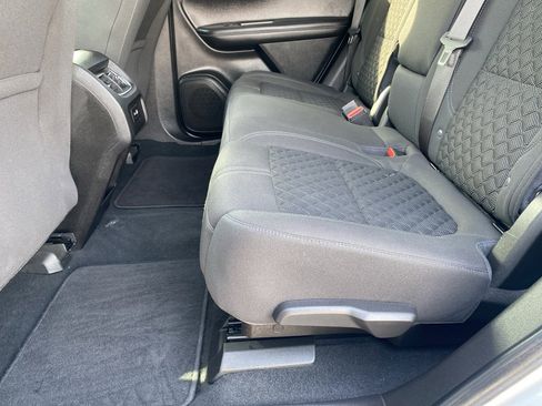 Used 2022 Chevrolet Blazer LT image 19