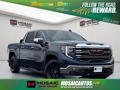 Used 2022 GMC Sierra 1500 SLT w/ SLT Convenience Package