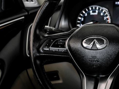 Used 2018 INFINITI Q50 Luxe w/ Cargo Package (L95) RWD image 15