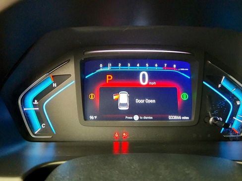 Used 2023 Honda Odyssey Touring image 14