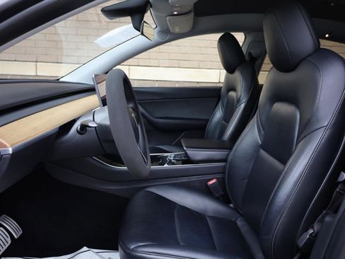 Used 2020 Tesla Model Y Performance AWD/4WD image 16