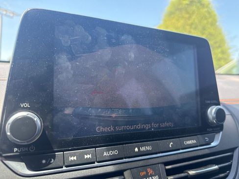 Used 2022 Nissan Altima 2.5 SR w/ Midnight Edition Package image 12