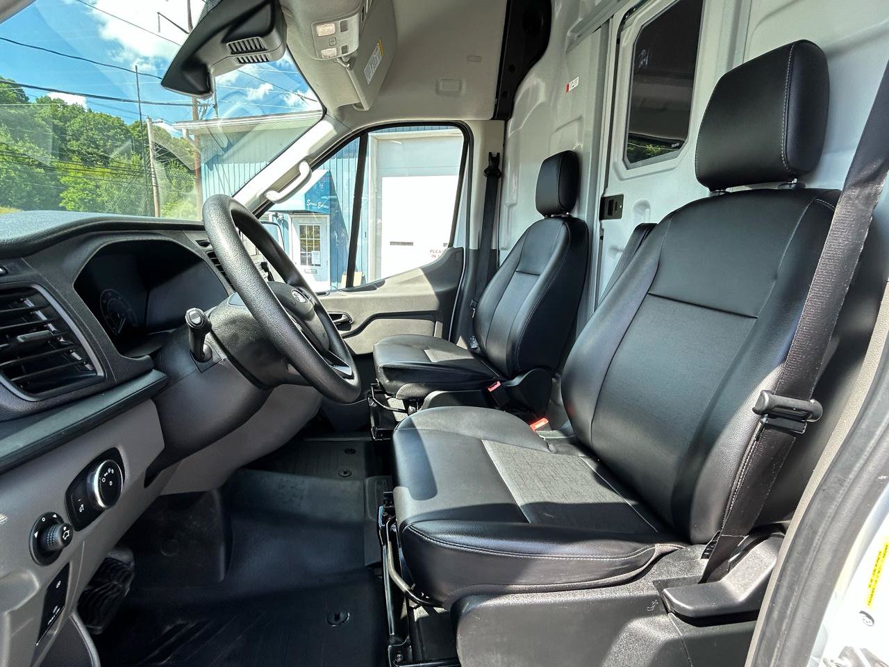Used 2025 Ford Transit 250 148 High Roof Extended w/ Load Area Protection Package RWD image 12
