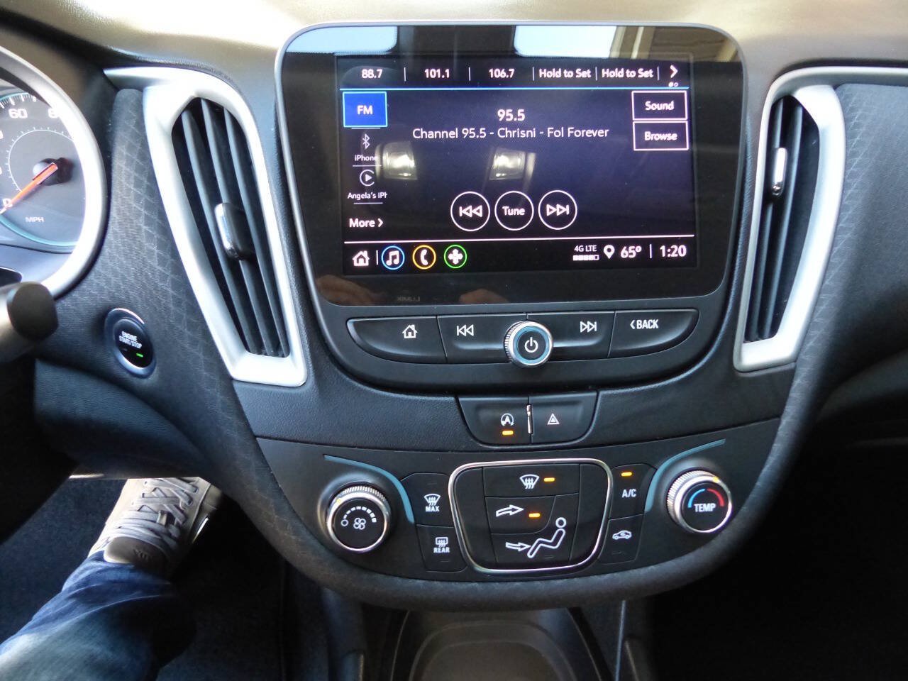 Used 2022 Chevrolet Malibu LS FWD image 34