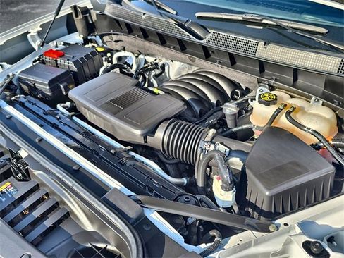 Used 2023 Chevrolet Silverado 1500 RST w/ Z71 Off-Road Package image 17