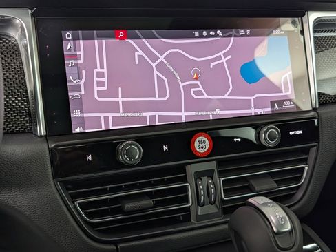 New 2026 Porsche Macan GTS AWD/4WD image 32