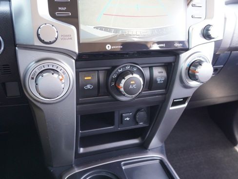 Used 2020 Toyota 4Runner SR5 Premium w/ Moonroof Package RWD image 19