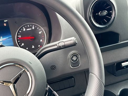 New 2025 Mercedes-Benz Sprinter 2500 image 13