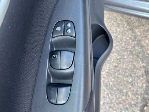 Used 2017 Nissan Sentra SV FWD image 21