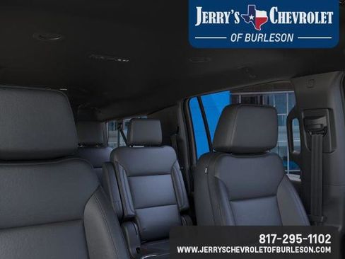 New 2026 Chevrolet Suburban LT w/ Comfort Package image 27