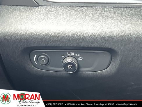 Certified 2023 Chevrolet Traverse LT image 28