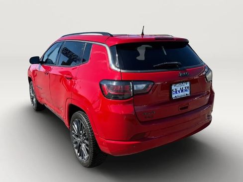 Used 2022 Jeep Compass Limited w/ (RED) Package AWD/4WD image 5