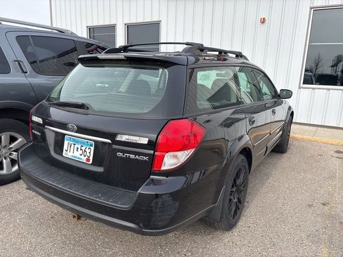 Used 2009 Subaru Outback 2.5i Special Edition AWD/4WD image 4
