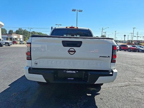 Used 2022 Nissan Frontier Pro-X image 36