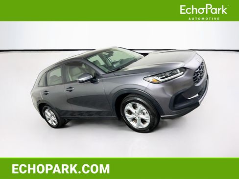 Used 2025 Honda HR-V LX image 1