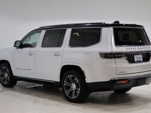 Used 2023 Jeep Grand Wagoneer 4WD image 5
