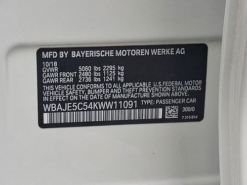 Used 2019 BMW 540i w/ M Sport Package image 26