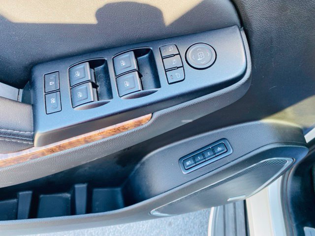 Used 2015 Chevrolet Suburban LTZ w/ Max Trailering Package AWD/4WD image 26