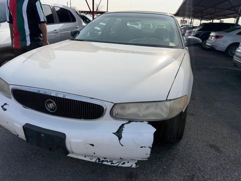 Used 2004 Buick Century Custom image 3