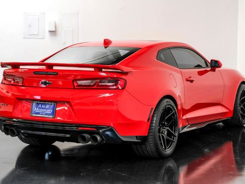 Used 2017 Chevrolet Camaro ZL1 image 8