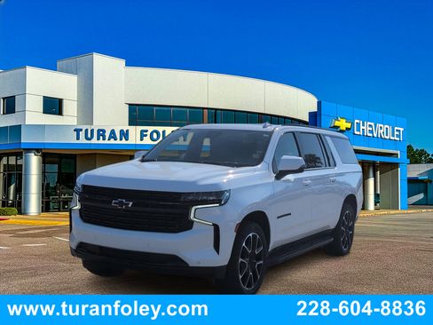 Used 2023 Chevrolet Suburban RST w/ Luxury Package image 1