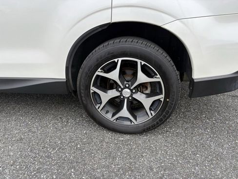 Used 2014 Subaru Forester 2.0XT Touring image 34