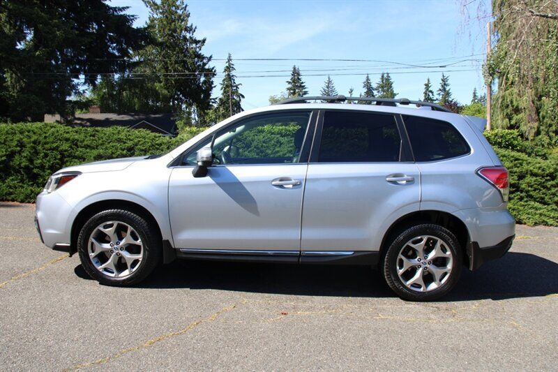 Used 2017 Subaru Forester 2.5i Touring AWD/4WD image 15