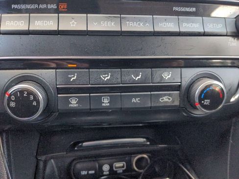 Used 2020 Kia Optima S image 22