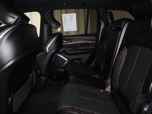 Used 2023 Jeep Grand Cherokee Summit image 23