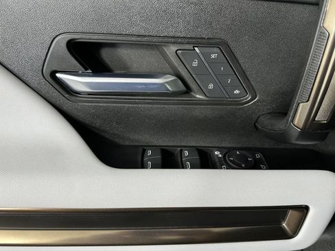 Used 2024 GMC Hummer EV 2X w/ LPO, Illumination Package AWD/4WD image 25