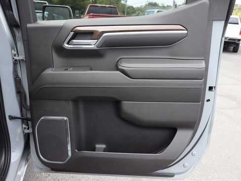 Used 2024 Chevrolet Silverado 1500 LT Trail Boss w/ LT Trail Boss Premium Package image 24