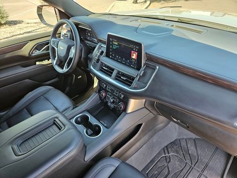 Used 2024 Chevrolet Tahoe LT w/ Luxury Package image 27