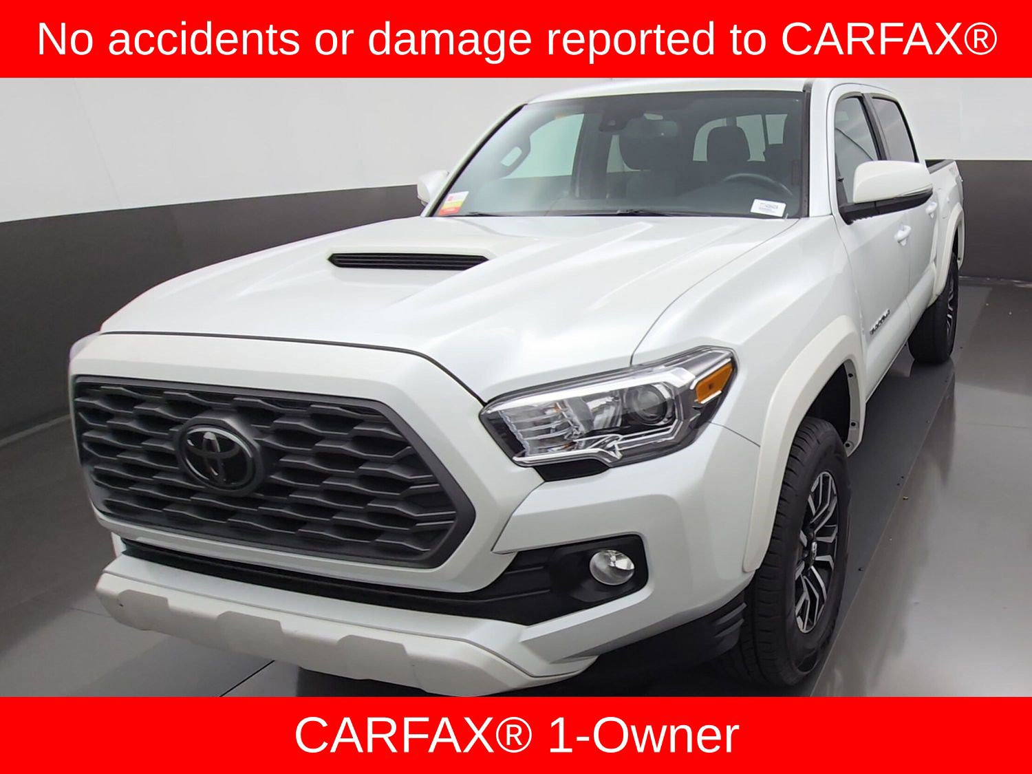 Certified 2022 Toyota Tacoma TRD Sport w/ Technology Package AWD/4WD image 3