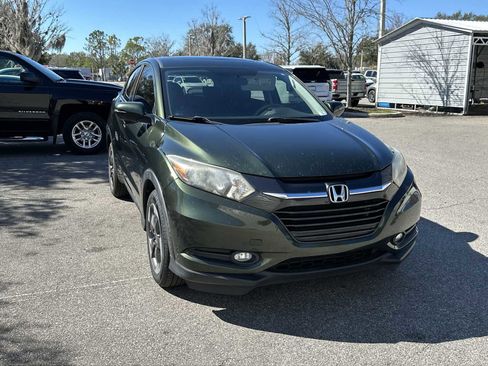 Used 2018 Honda HR-V EX image 8