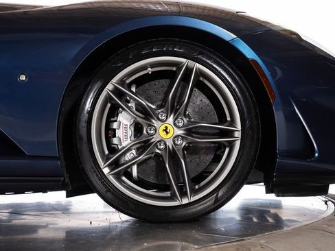 Used 2021 Ferrari 812 GTS RWD image 20