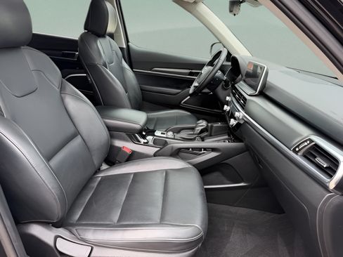 Used 2022 Kia Telluride S FWD image 28
