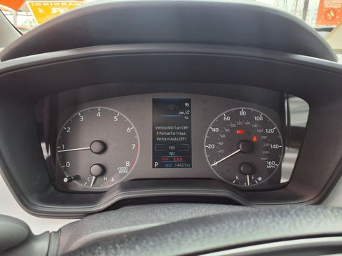 Certified 2025 Toyota Corolla SE w/ Convenience Package FWD image 18