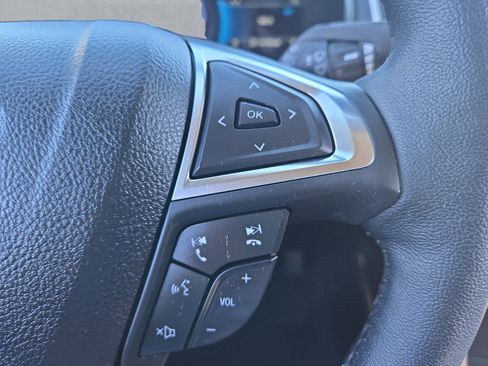 Certified 2022 Ford Edge SEL w/ Convenience Package image 15