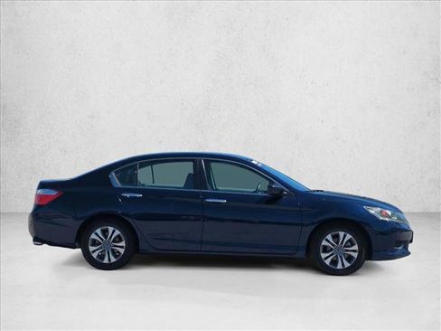 Used 2015 Honda Accord LX image 4