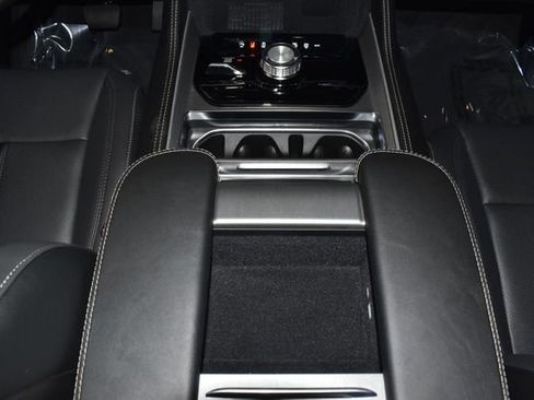 New 2026 Jeep Grand Wagoneer Limited AWD/4WD image 19