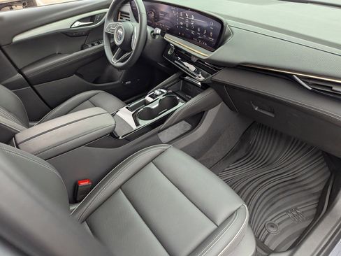 Certified 2024 Buick Envision Avenir image 14