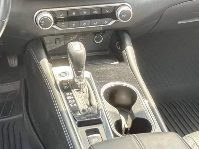 Certified 2023 Nissan Altima 2.5 SV w/ SV Premium Package FWD image 17