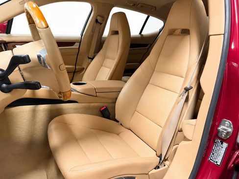 Used 2010 Porsche Panamera S RWD image 11