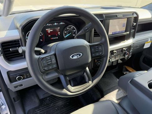 New 2025 Ford F550 4x4 Crew Cab Super Duty image 12