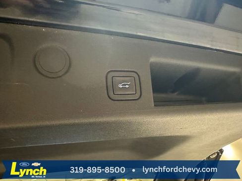 Used 2020 Chevrolet Equinox Premier w/ LPO, Cargo Package image 19